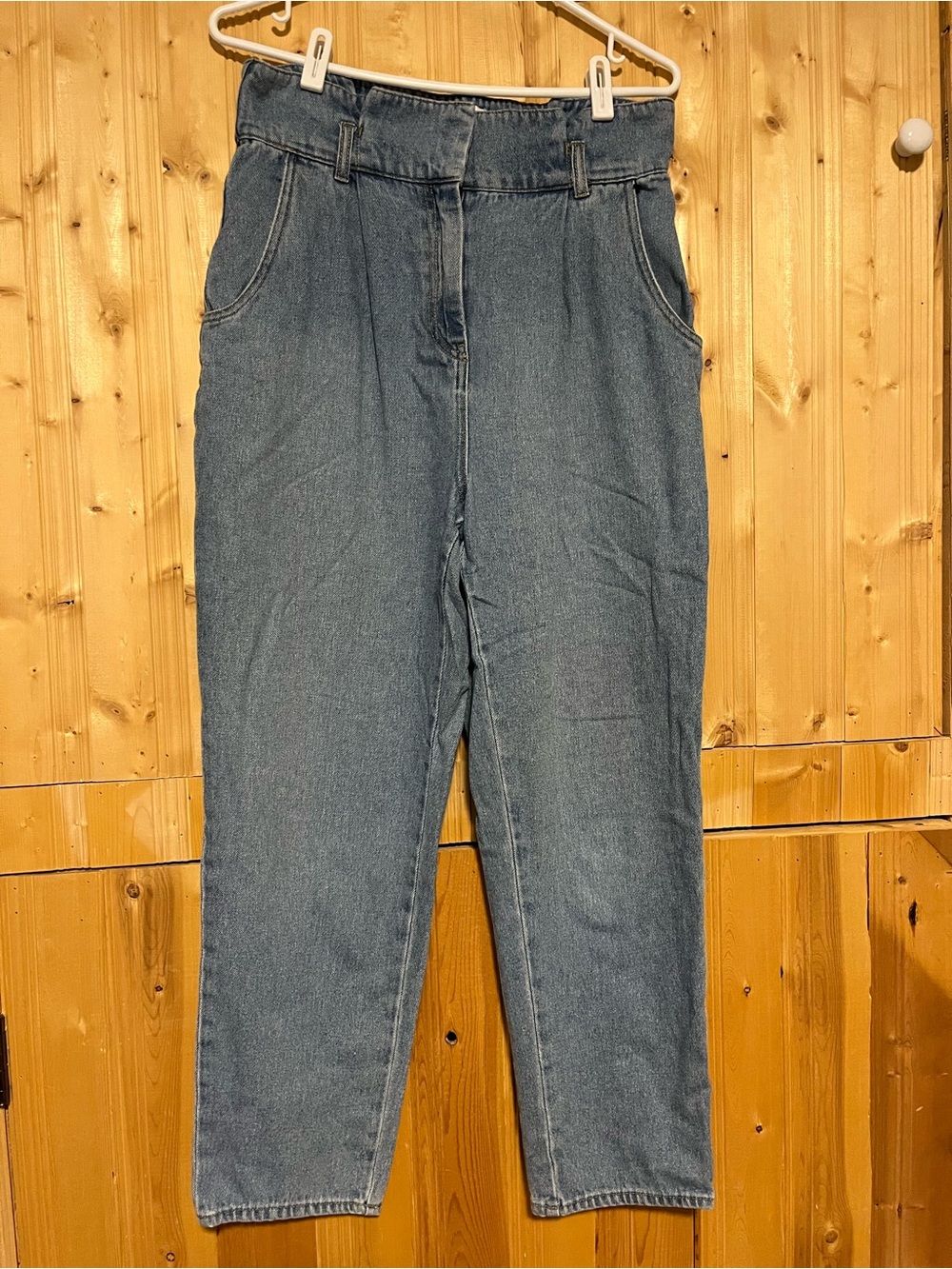 H&M High-Rise Denim Mom Jeans in Medium Blue